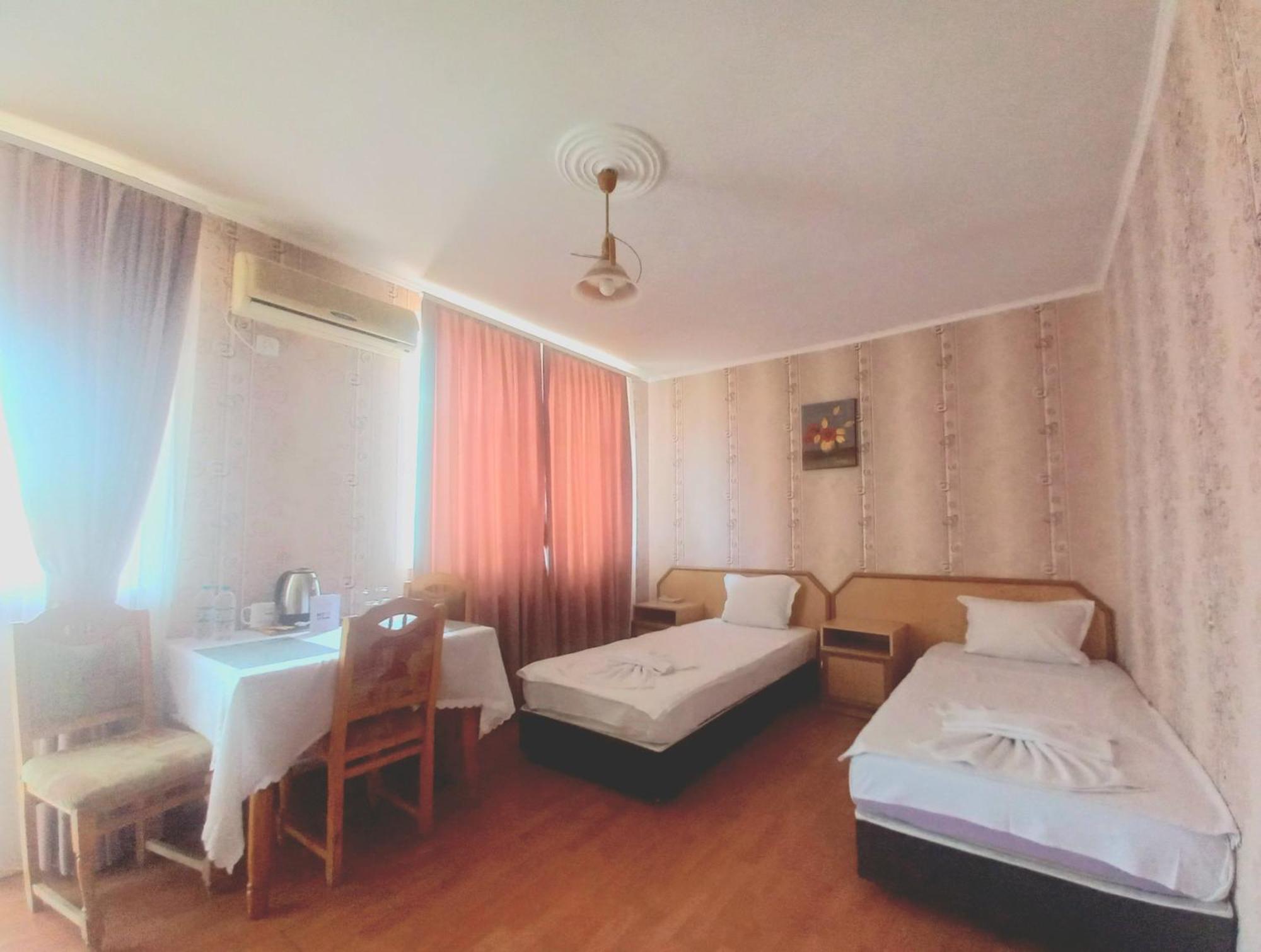 Hotel Kibor Gulubovo  Eksteriør bilde