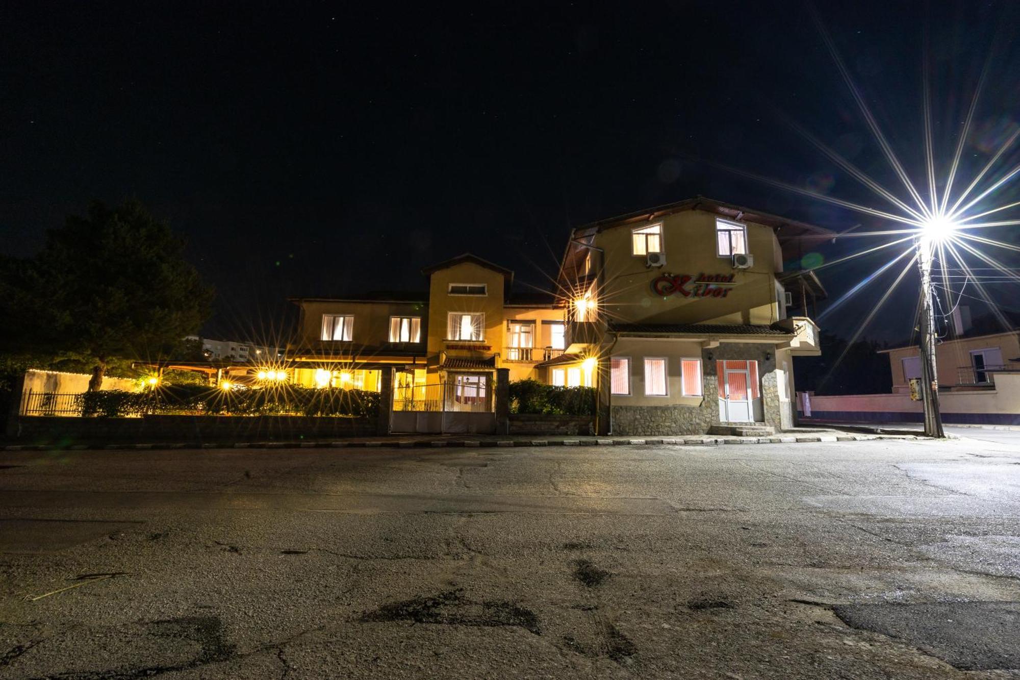 Hotel Kibor Gulubovo  Eksteriør bilde